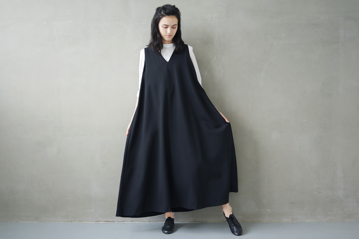 Mochiモチv-neck dress [ms02-op-03]Mochi 最新コレクションいち早く 