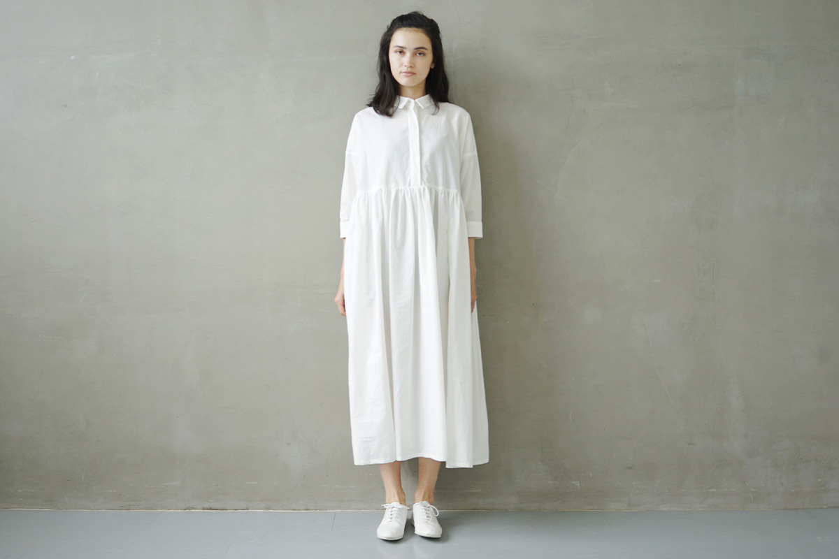 Mochiモチshirt dress [ms02-op-05/white]Mochi 最新コレクション ...
