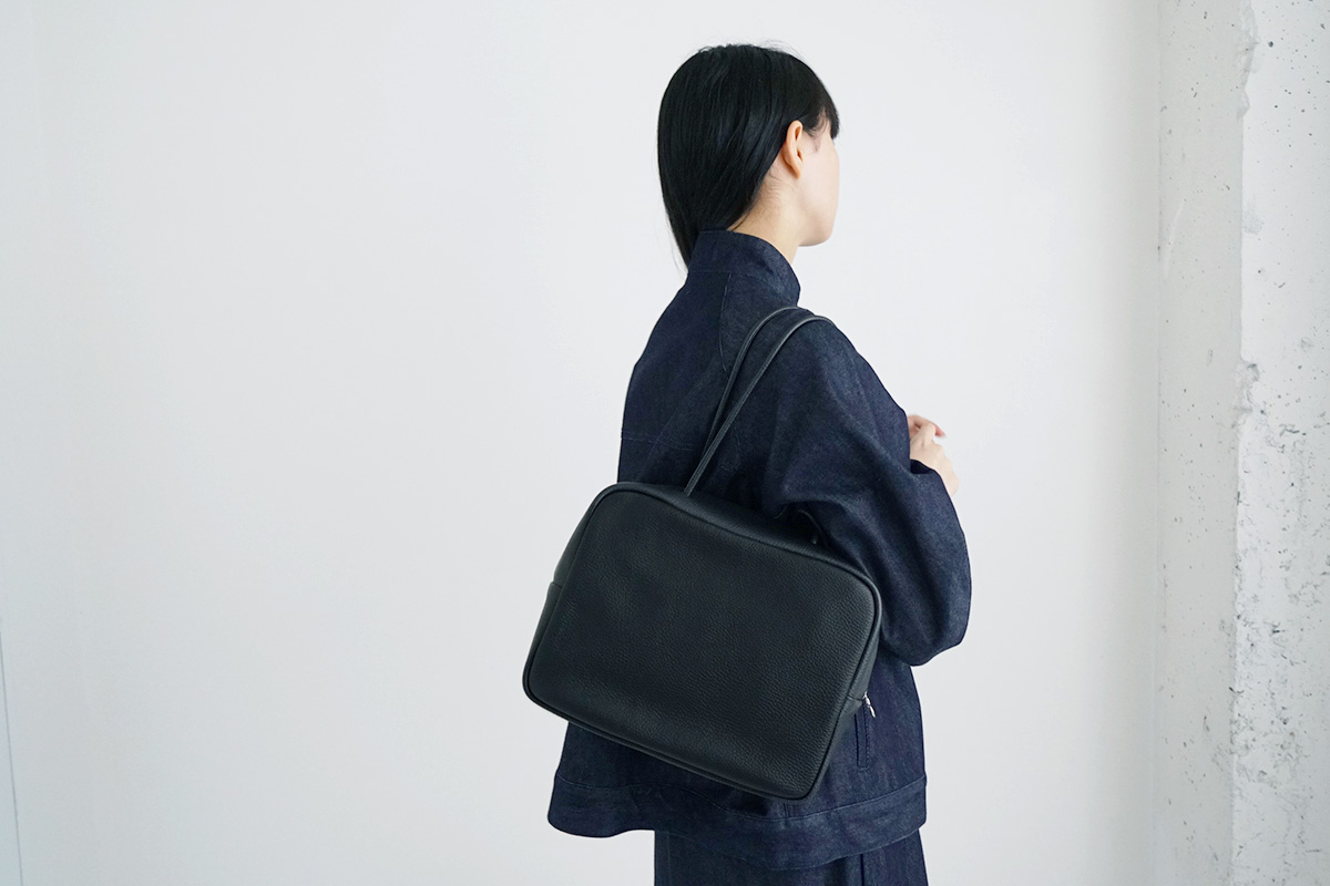 Aeta アエタPG22 BOSTON M[BLACK]Aeta 最新のバッグなど革アイテムを