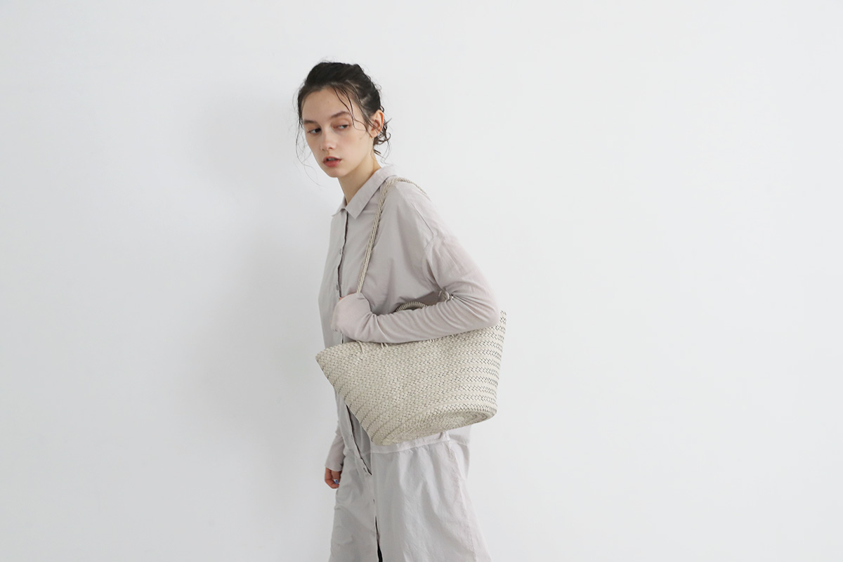 Aeta アエタKG06 BASKET M+SHOULDER[IVORY]Aeta 最新のバッグなど革