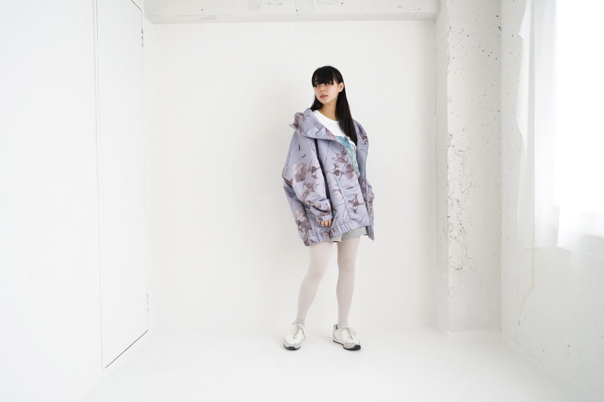 BALMUNG バルムング, 21AW13 グラフィックハイネックビッグパーカー[グレー総柄]:i