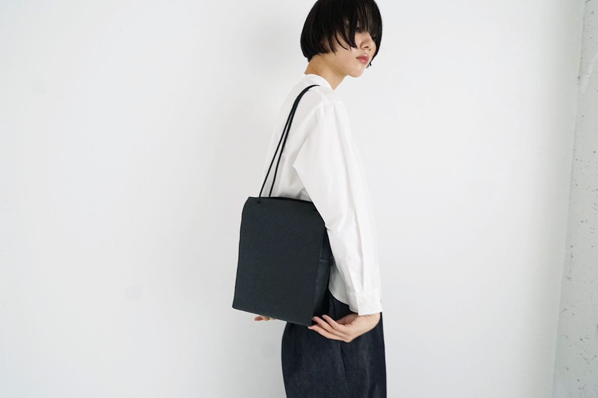 EDROBERTJUDSONエドロバートジャドソンROUND ZIP BAG[B01O BG-175/ 05