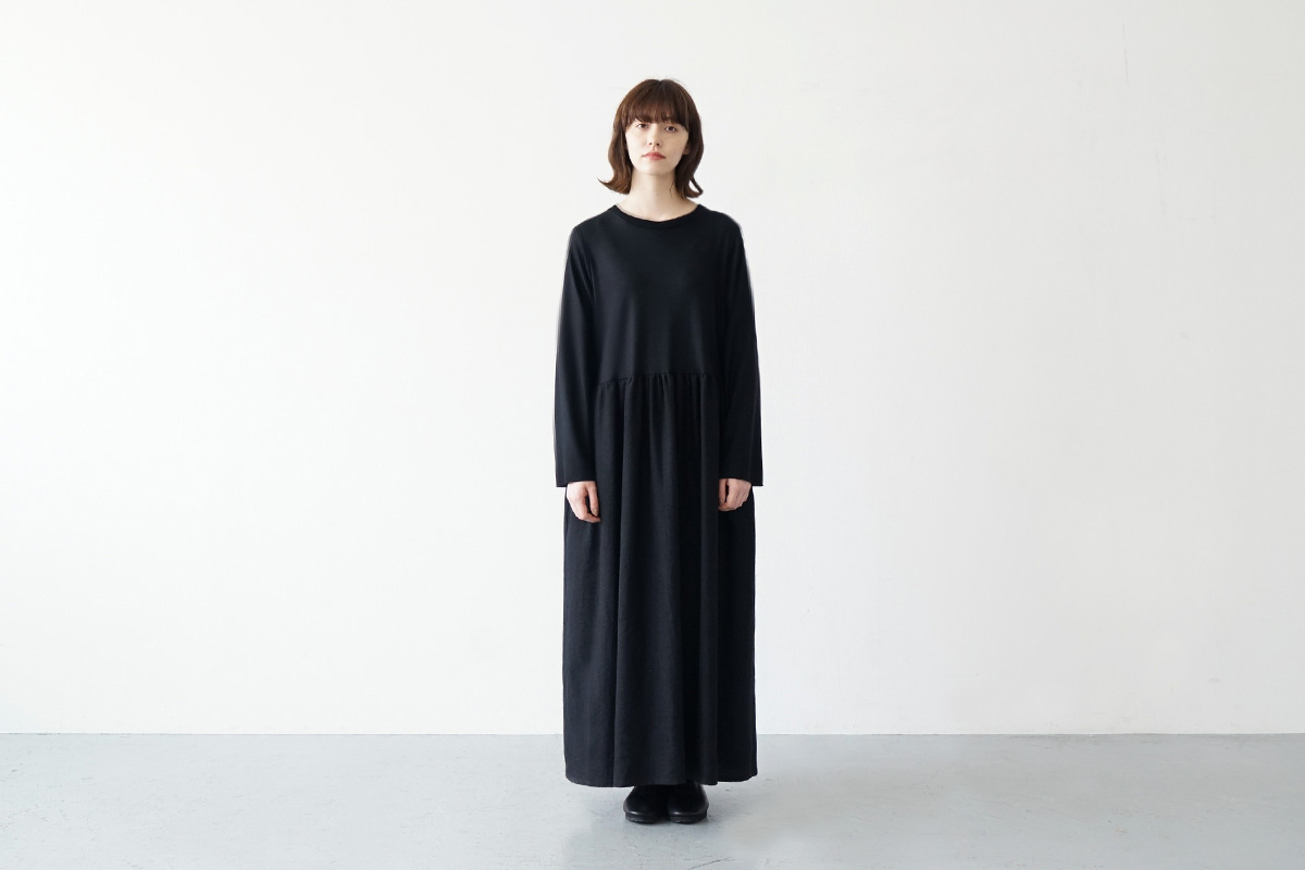 Mochi panel dress [ma21-op-03/black]