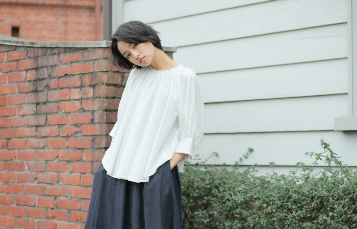 SI-HIRAI DRAPE BLOUSE WHITE(CHSS16-3309)