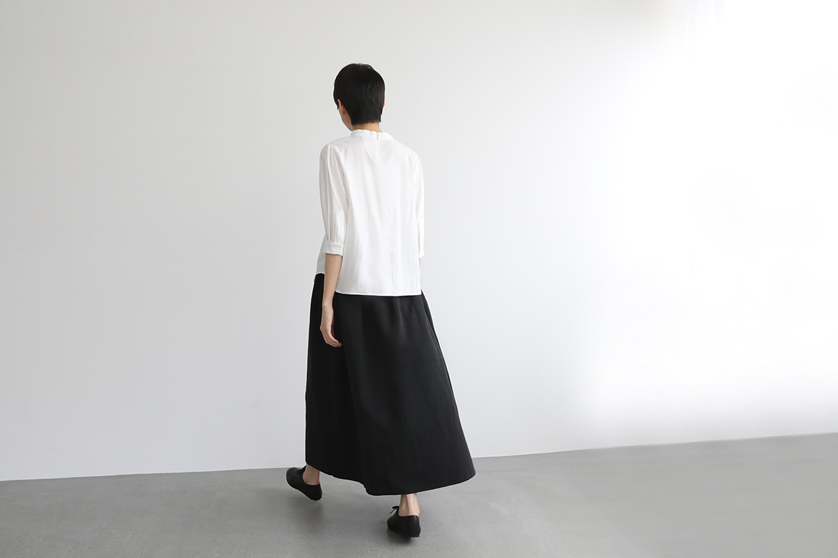 Mochi gather blouse(organic cotton) [ms22-b-02/white]