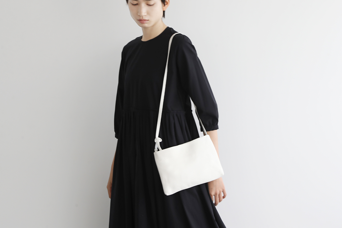Mochi horizontal bag [ma-pro-11/white]