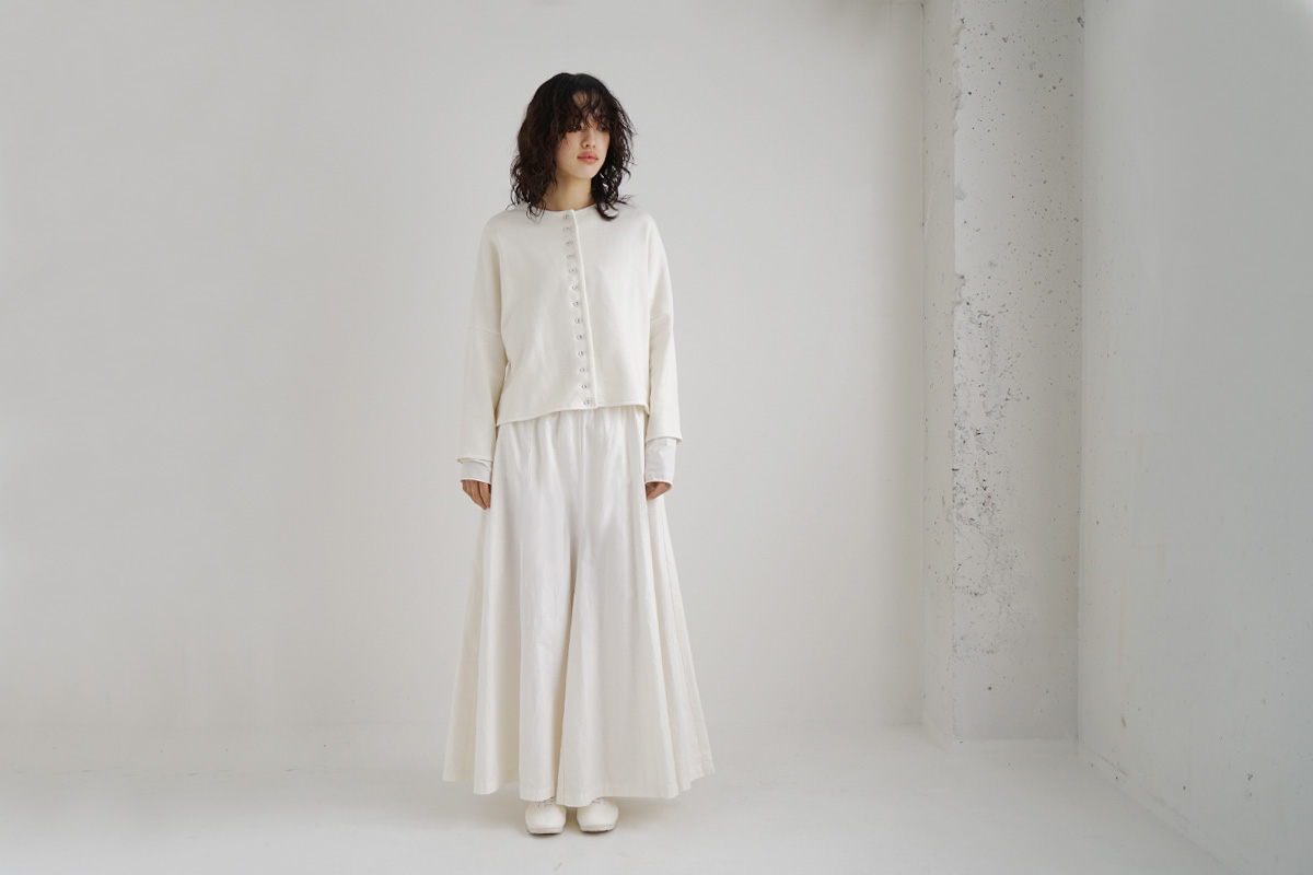 Mochi モチ panel wide pants [off white]