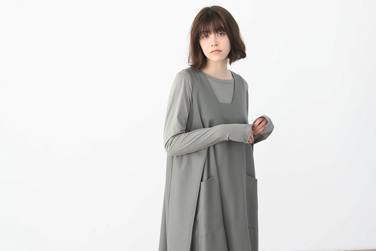 Mochi square neck dress [ma22-op-02/green gray]