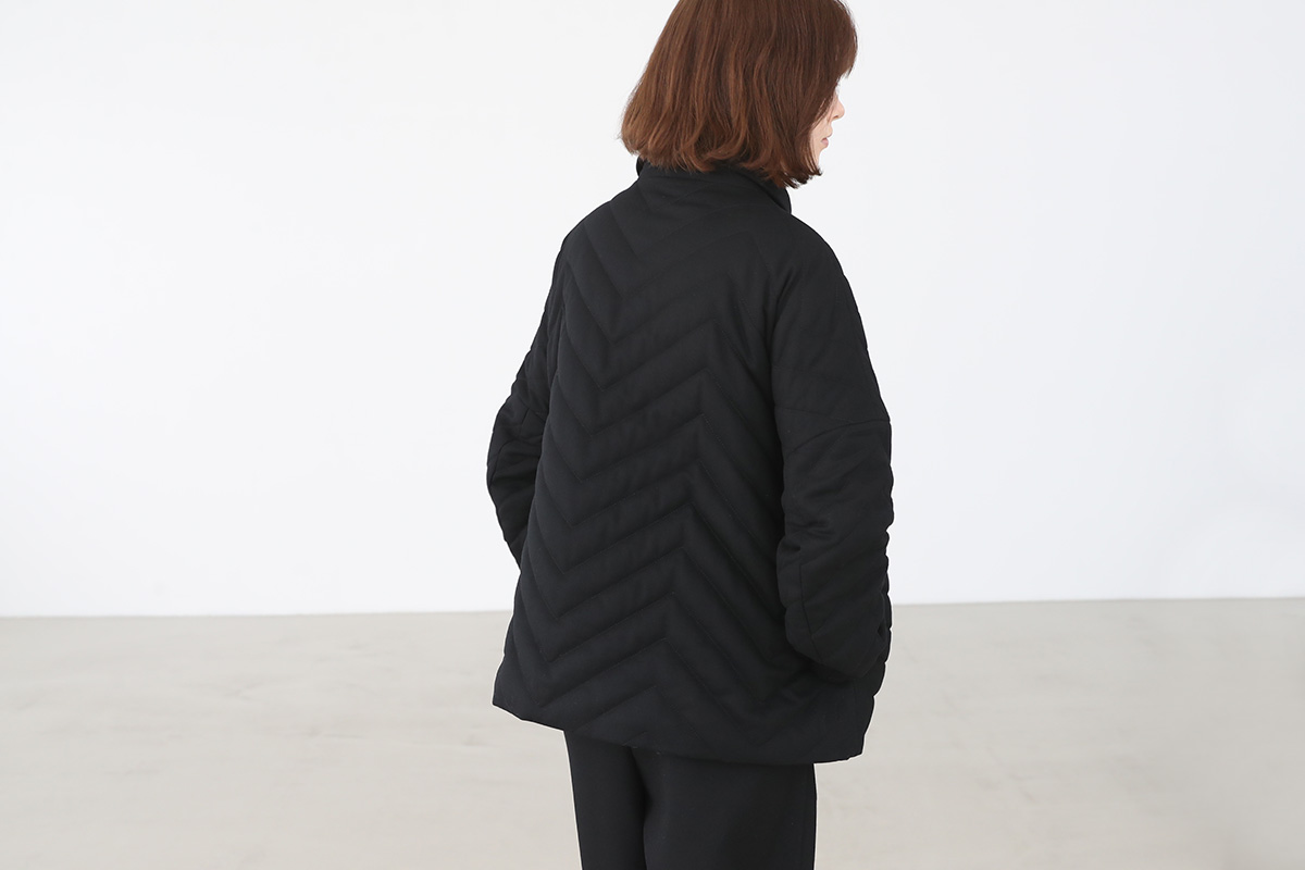 Mochi quilted jacket [ma22-jk-02/black]