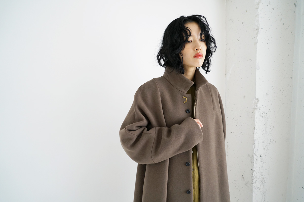 suzuki takayukiスズキタカユキstanding-collar coat[A233-04/tauni