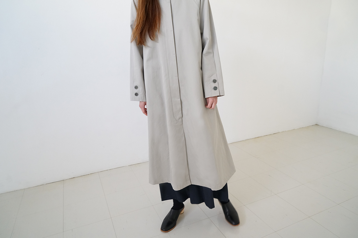 Mochi モチ tuck trench coat [ms24-co-01/chalk] タックトレンチコート