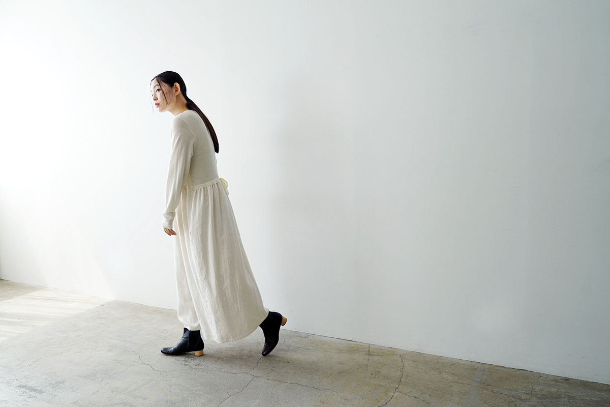 Mochi モチ panel dress[ma24-op-03/off white]パネルドレス