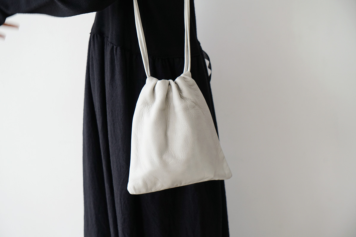 Mochi, モチ, drawstring bag(S)[ma-pro-01/green grey], 鹿革 巾着ショルダーバッグ