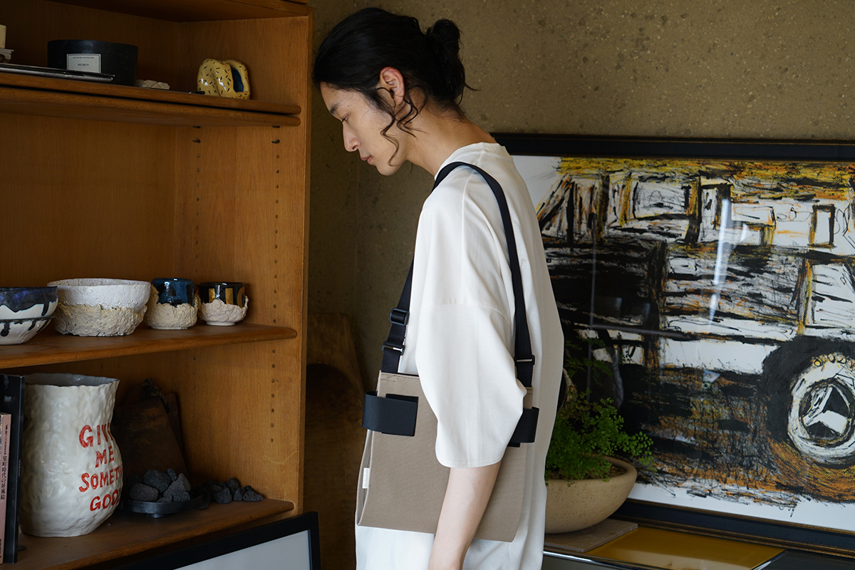 macromauro  マクロマウロ WRAP BAG SHOULDER CANVAS S(BEIGE)