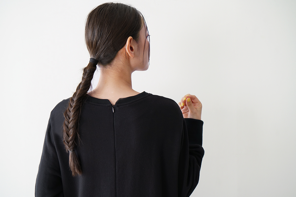 Mochi モチ sweat one piece [black]