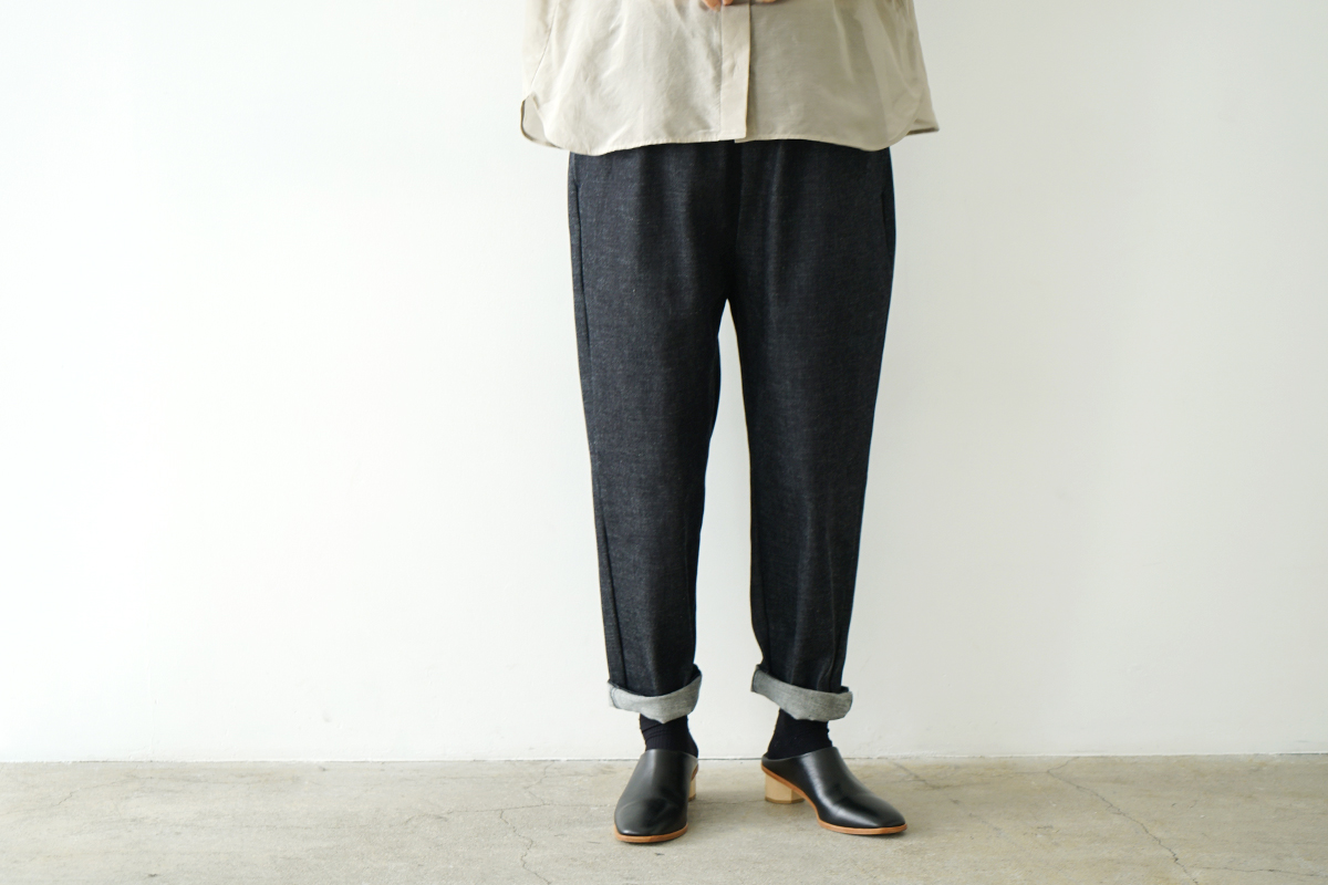 Mochi モチ denim tapered easy pants デニムテーパードパンツ 