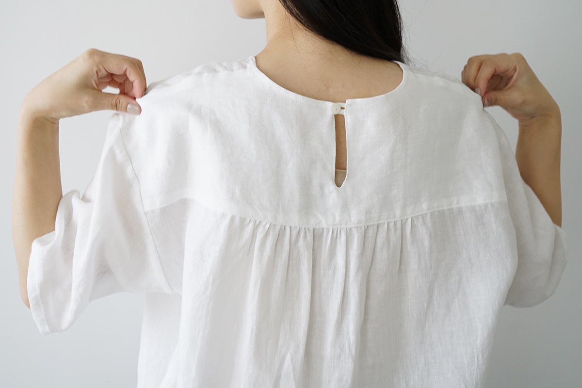 Mochi モチ pullover blouse [off white]プルオーバーブラウス