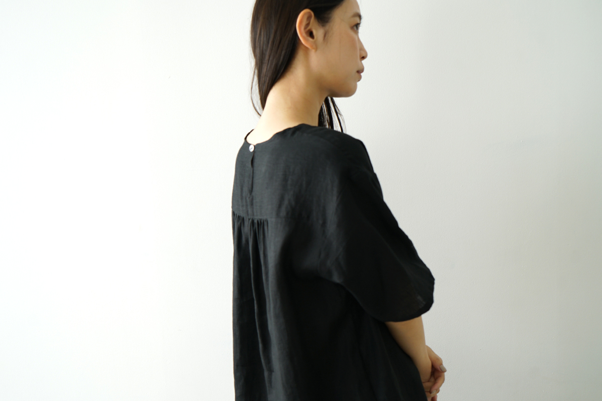Mochi モチ pullover blouse [black] フレンチリネンブラウス 