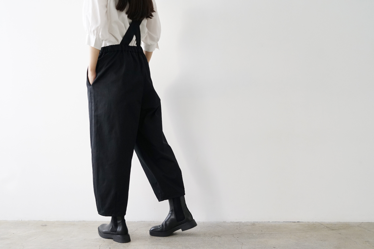 Mochi モチ suspenders cropped pants [black] サスペンダークロップドパンツ