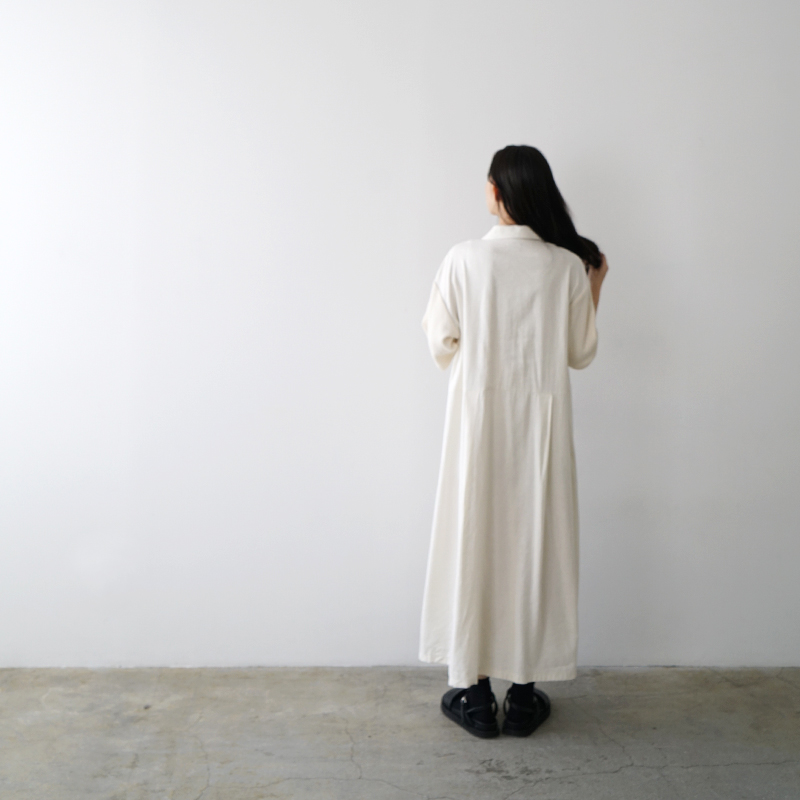 Mochi モチ open collar dress [off white] オープンカラーワンピース