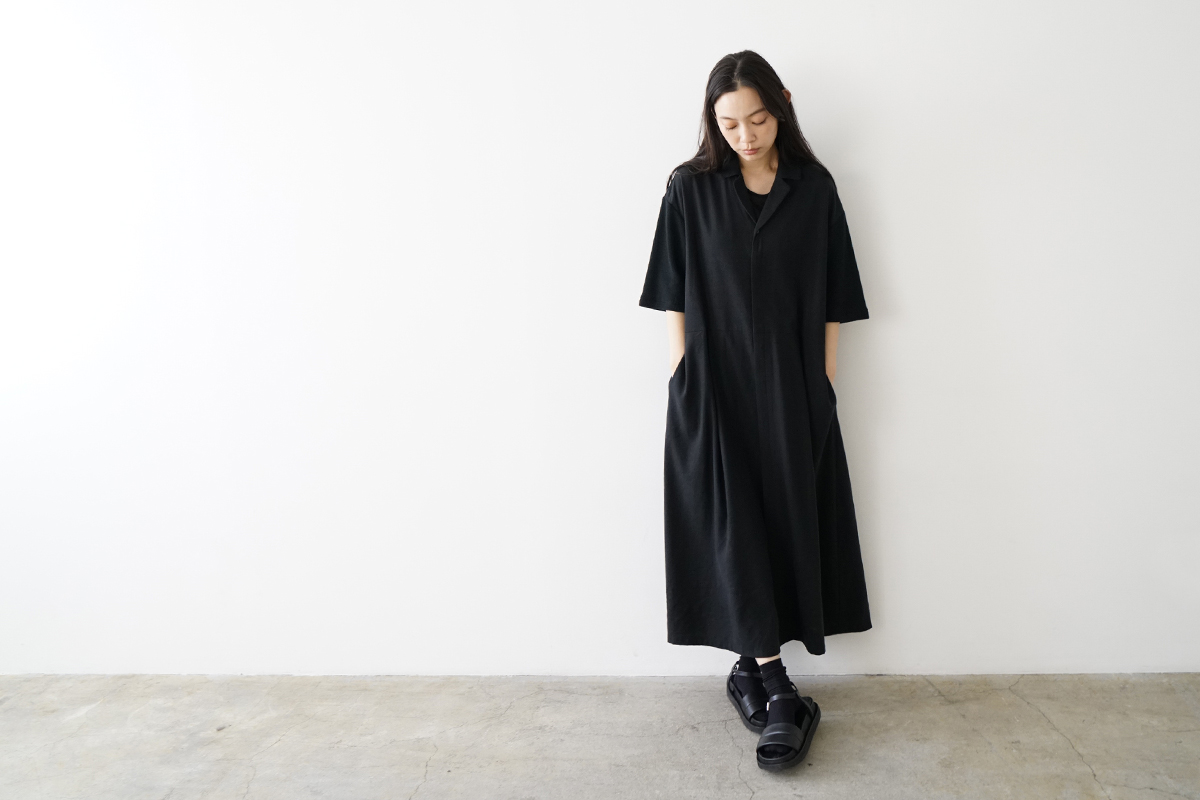 Mochi モチ open collar dress [black] オープンカラーワンピース