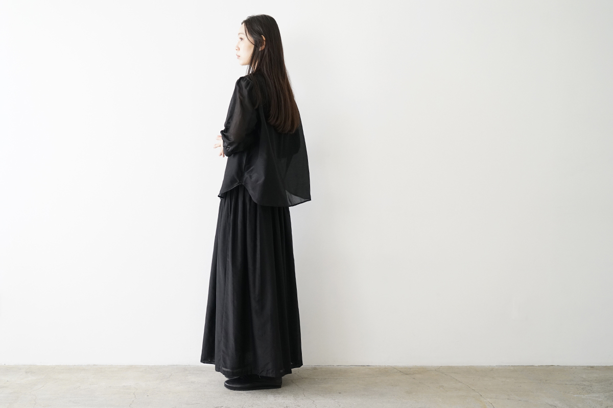 Mochi モチ puff sleeve gather blouse [black] ギャザーブラウス