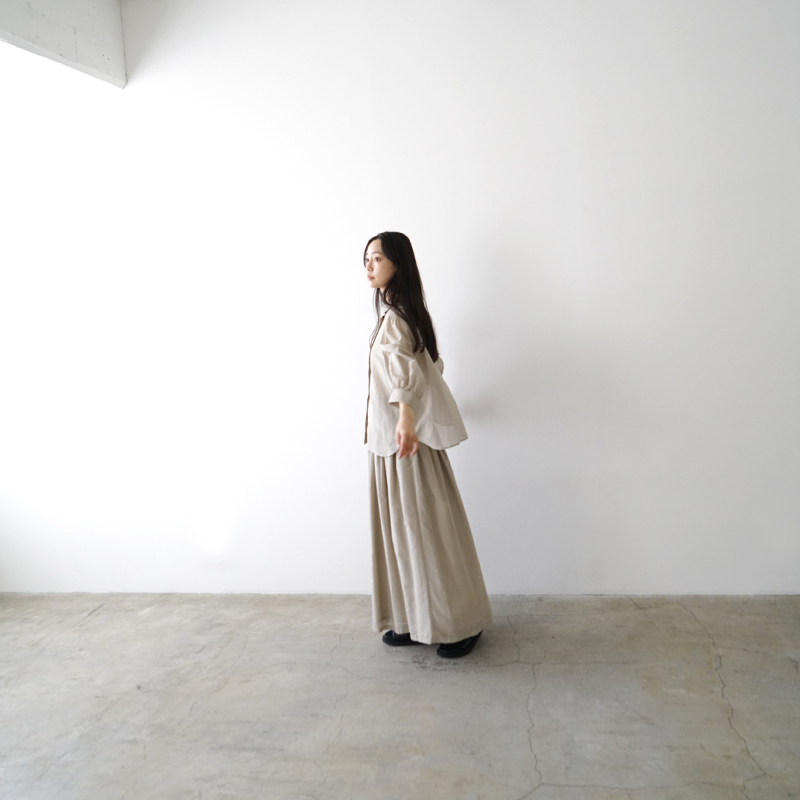 Mochi モチ puff sleeve gather blouse [sand] ギャザーブラウス