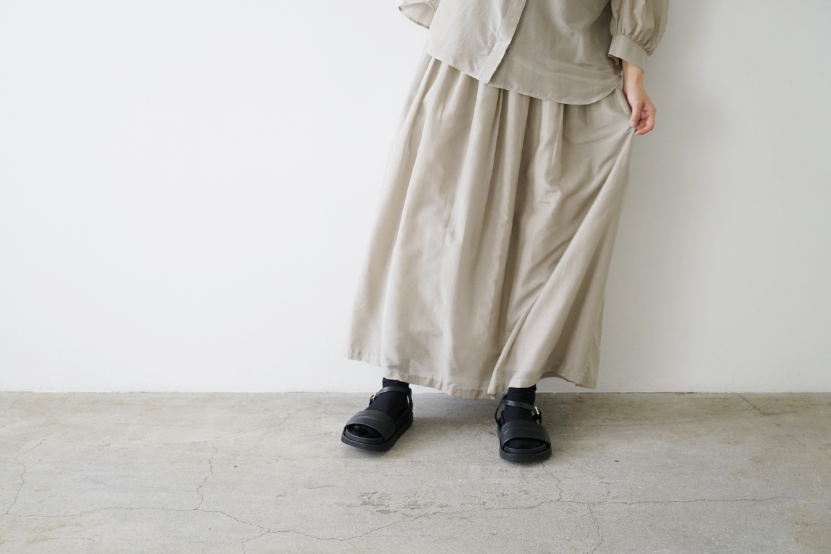 Mochi モチ cotton silk long skirt [sand] コットンシルクロングスカート
