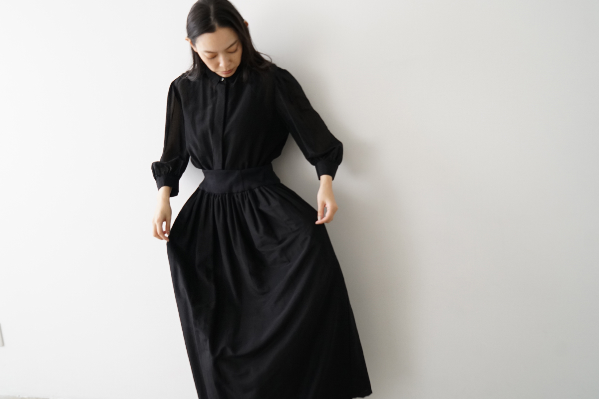 Mochi モチ cotton silk long skirt [black] コットンシルクロングスカート