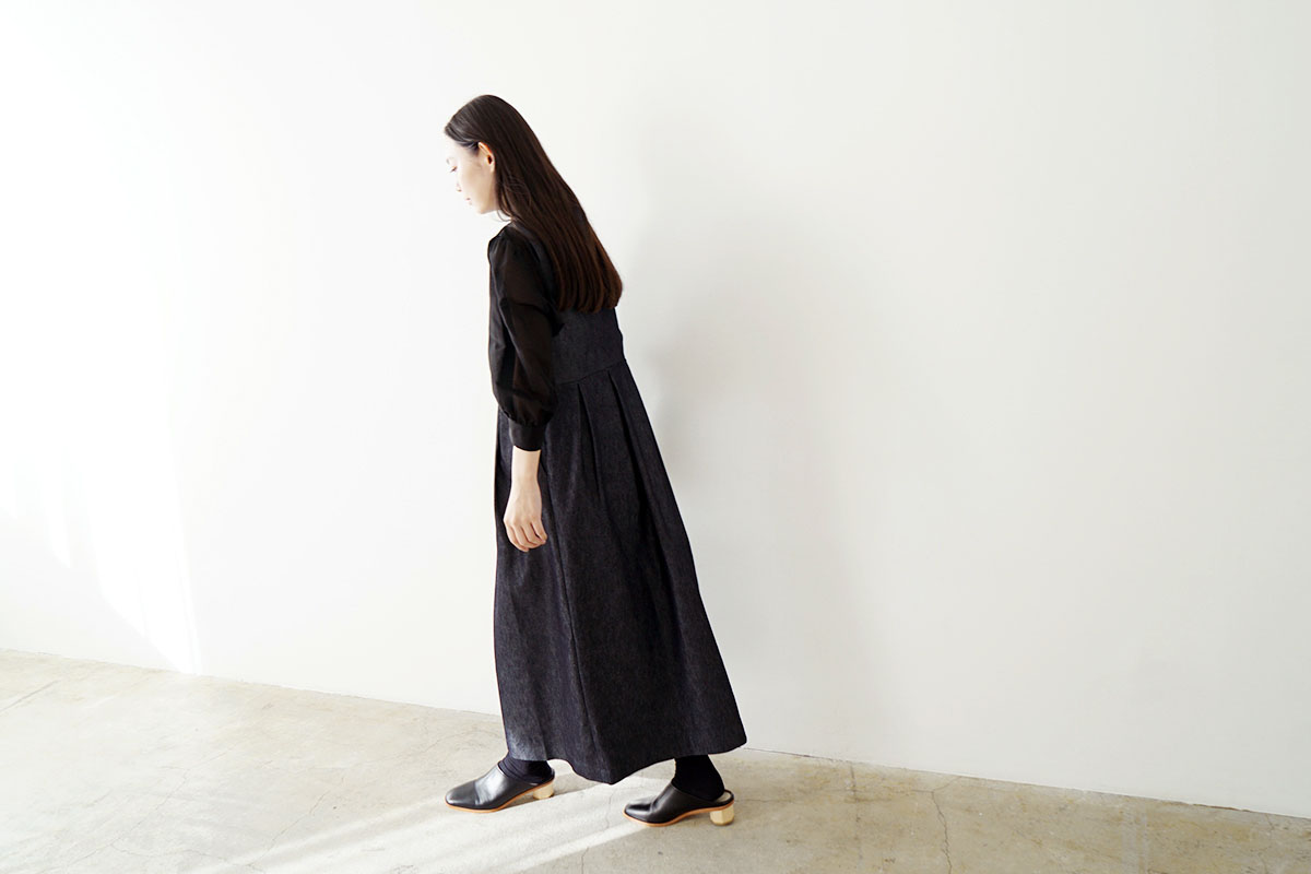 Mochi モチ silk denim jumper skirt ジャンパースカート
