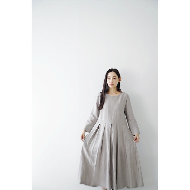 Mochi モチ tuck dress [sand] フレンチリネンタックドレス