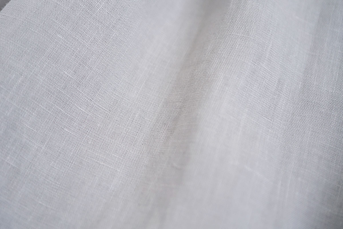 Mochi モチ tuck dress [sand] フレンチリネンタックドレス