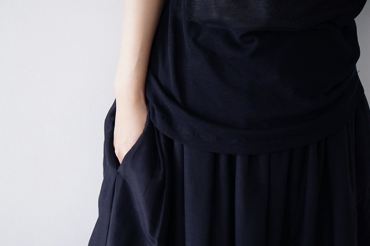 Mochi モチ tank top [black] タンクトップ