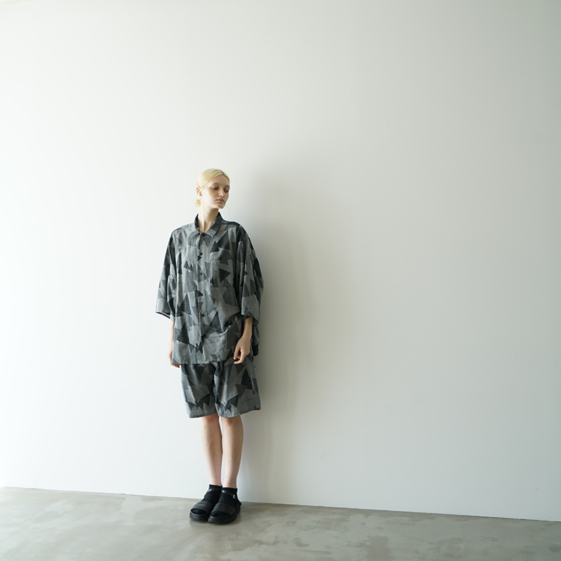 VU ヴウ geometric easy short pants [WHITE×BLACK]  幾何学ショートパンツ vu-pnt-010