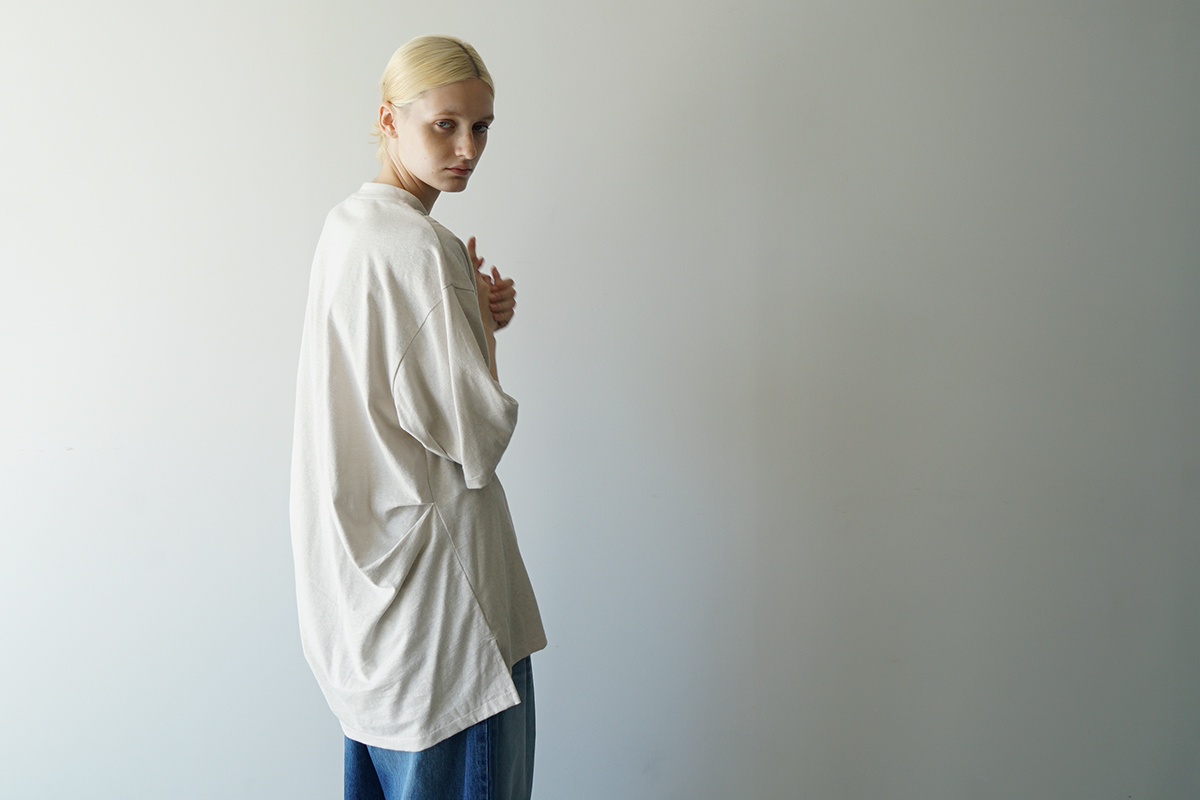 VU ヴウ stand color t-shirt [CHALK］バルーンTシャツ vu-cut-005