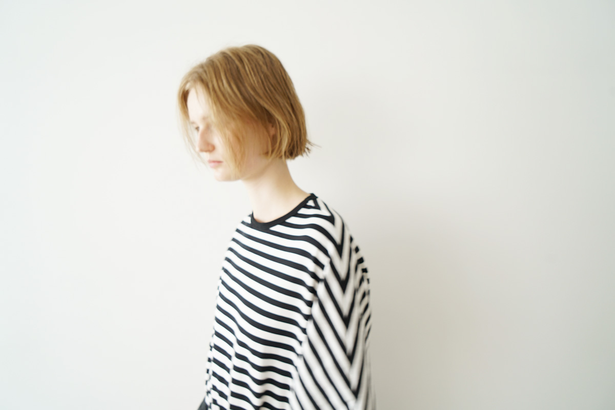 Mochi モチ border puff t-shirt ボーダーパフティシャツ