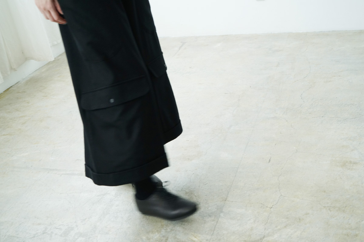 Mochi モチ denim tapered easy pants デニムテーパードパンツ 