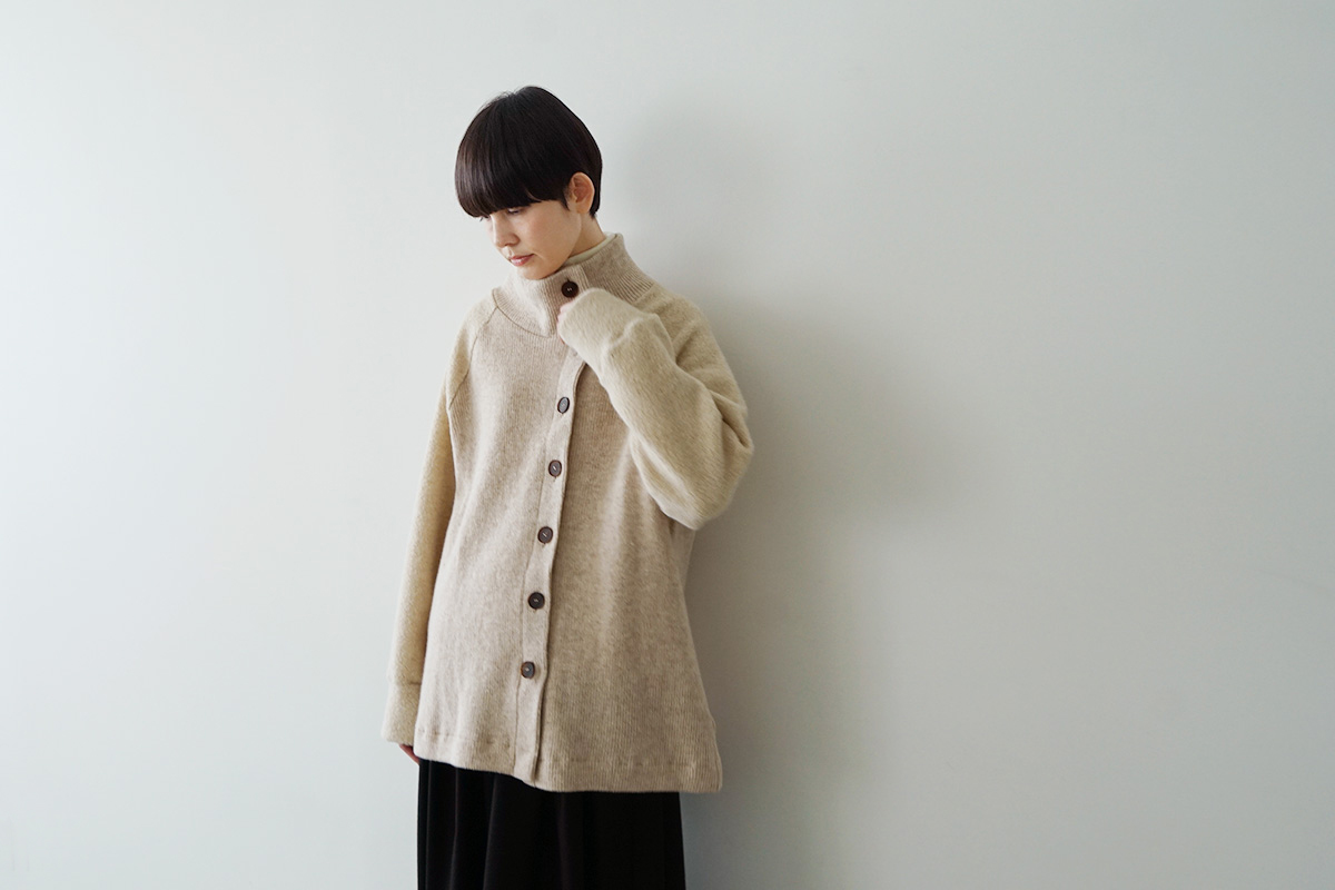Mochi モチ pullover blouse [sand] フレンチリネンブラウス 