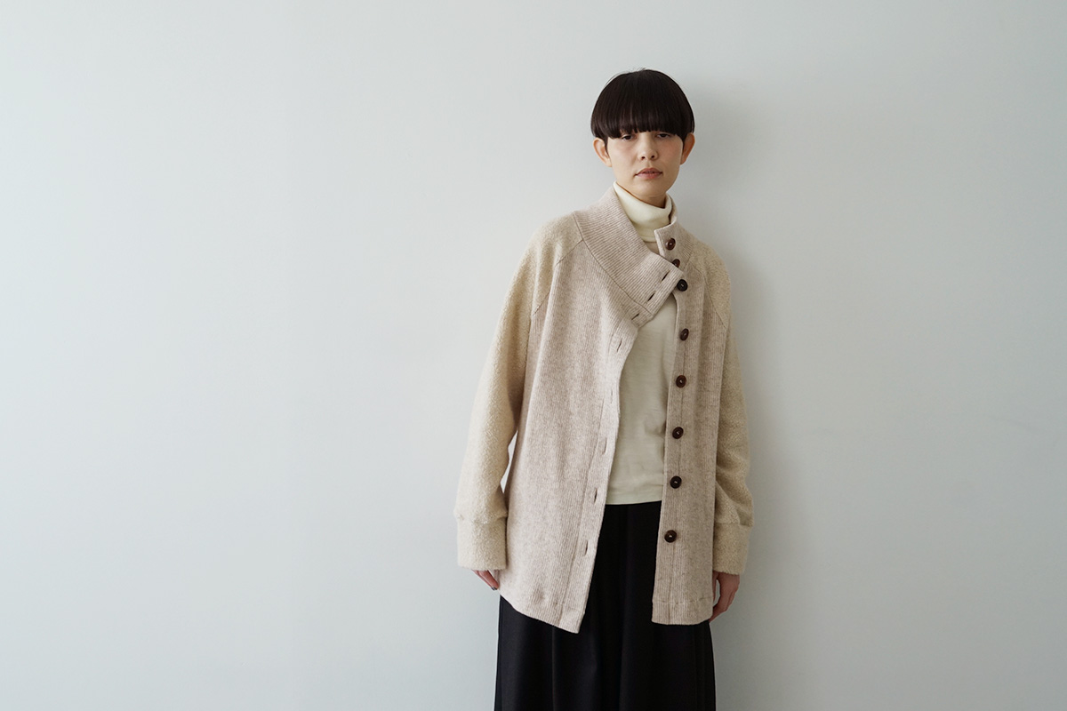 Mochi モチ pullover blouse [sand] フレンチリネンブラウス 