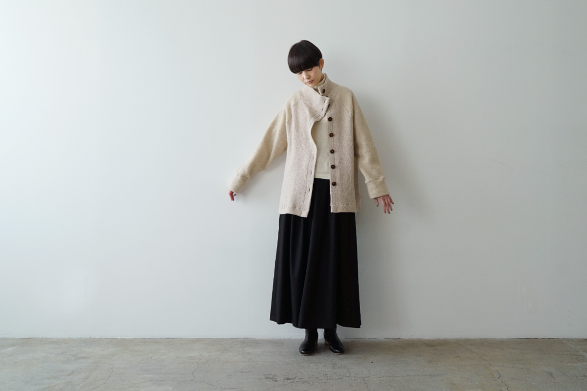 Mochi モチ pullover blouse [sand] フレンチリネンブラウス 