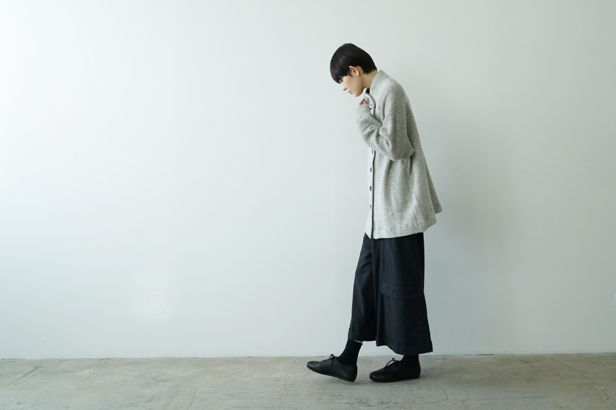 Mochi モチ pullover blouse [black] フレンチリネンブラウス 