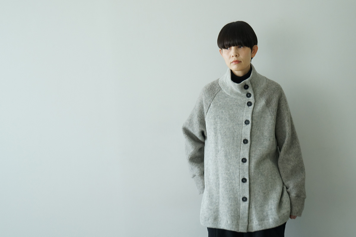 Mochi モチ pullover blouse [black] フレンチリネンブラウス 