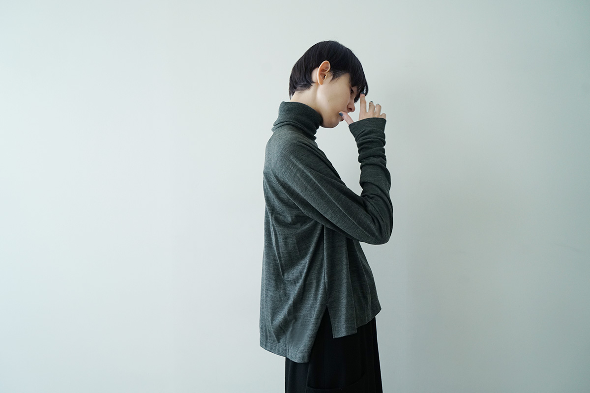 Mochi モチ suspenders cropped pants [chalk] サスペンダークロップドパンツ