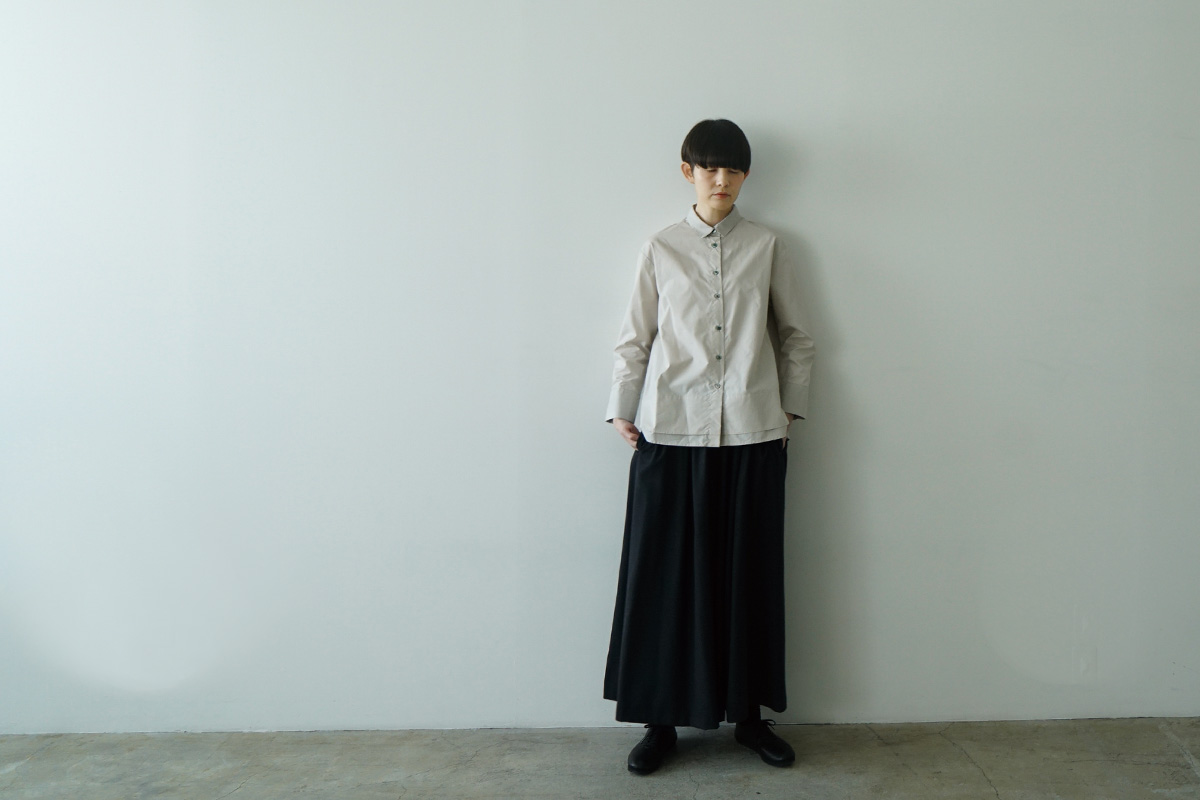 Mochi モチ puff sleeve gather blouse [black] ギャザーブラウス