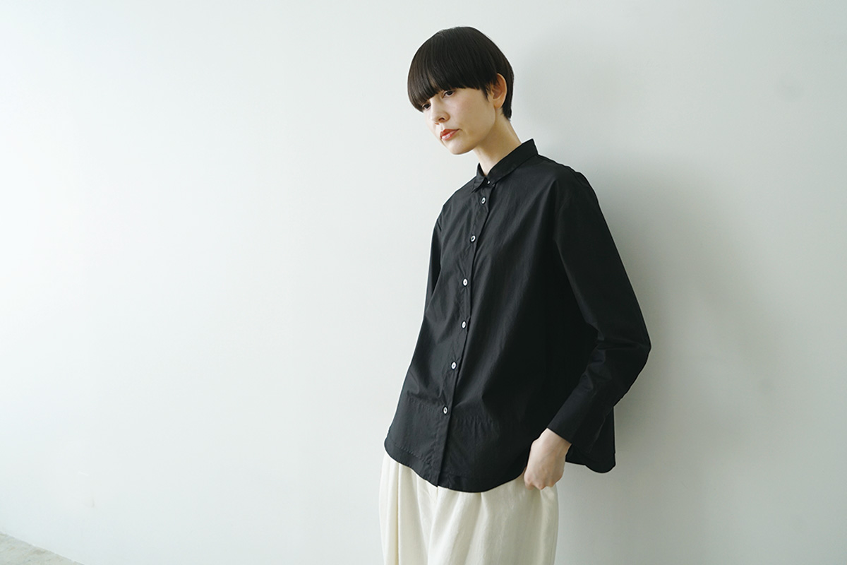 Mochi モチ puff sleeve gather blouse [sand] ギャザーブラウス