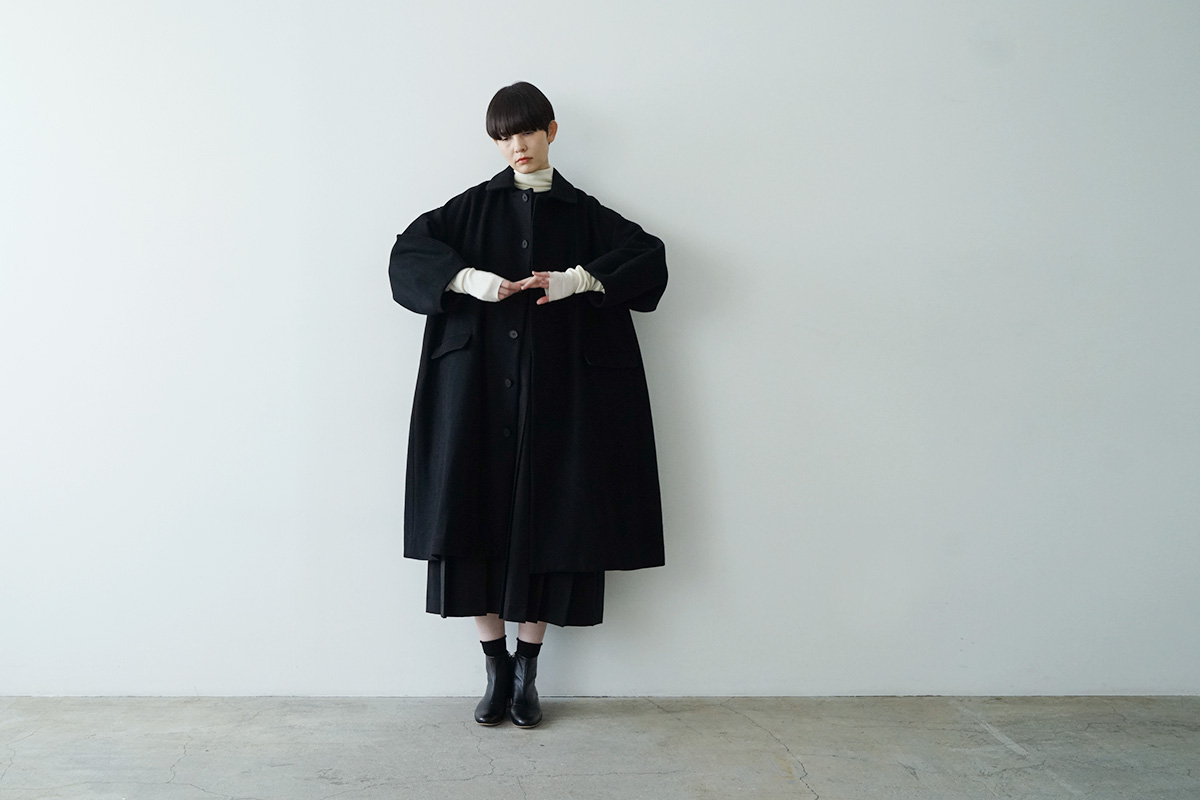 Mochi モチ linen v-neck dress [sand] フレンチリネンVネックドレス