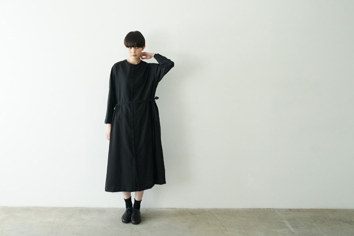 Mochiモチside gather dress [black/ma24-op-02] 