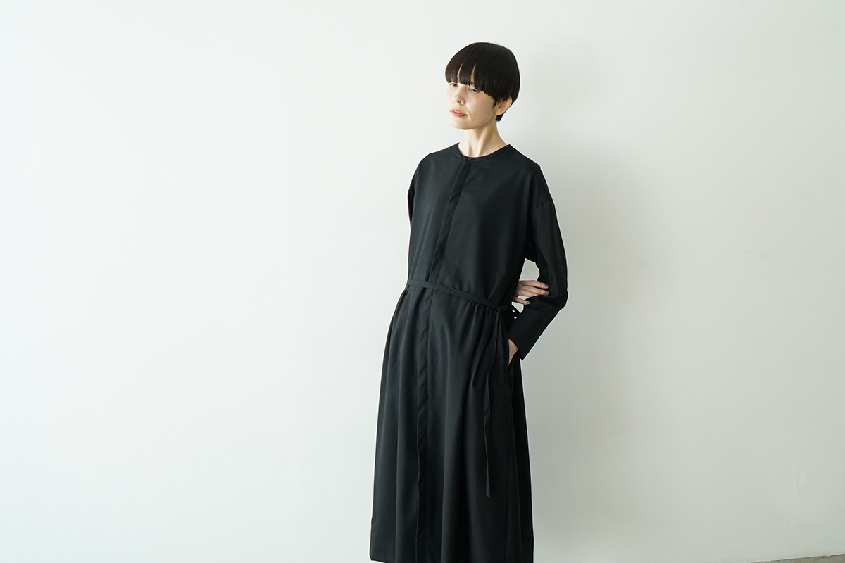 Mochiモチside gather dress [black/ma24-op-02] 