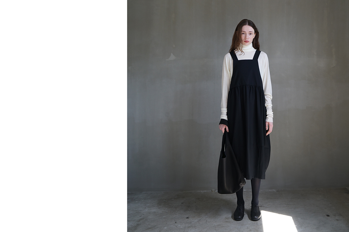 Mochi モチ tall shoulderbag [black/ma-pro-30] 鹿革 ショルダーバッグ 