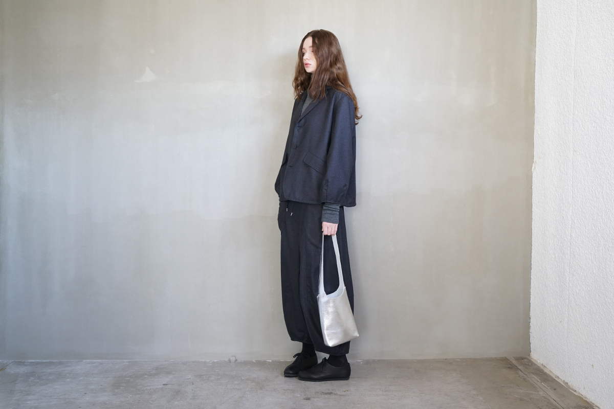 Mochiモチtall shoulderbag small [silver/ma-pro-31]鹿革 ショルダーバッグ